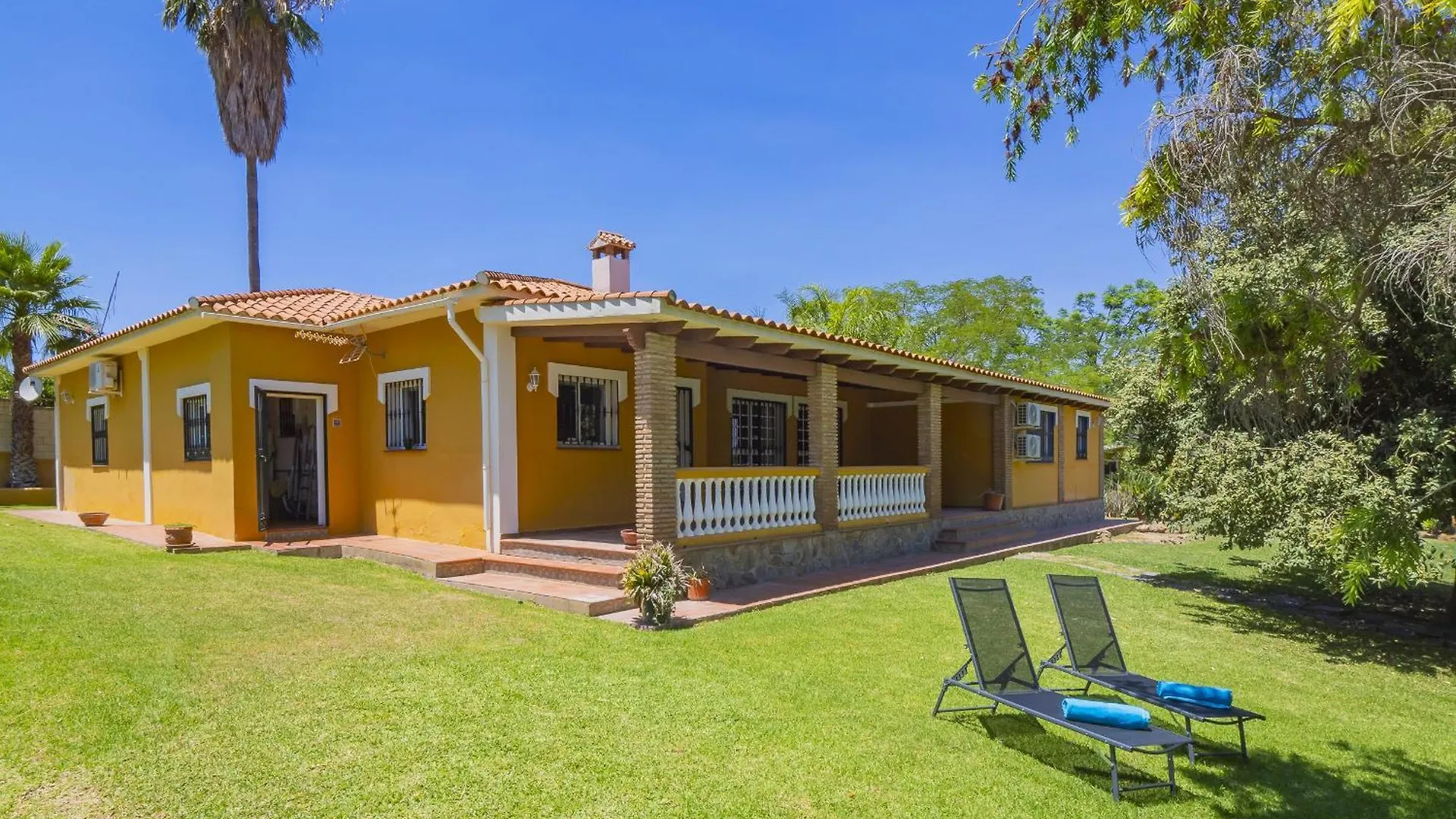 Cubo'S Casa Rural La Aldaba Alhaurin de la Torre Spain